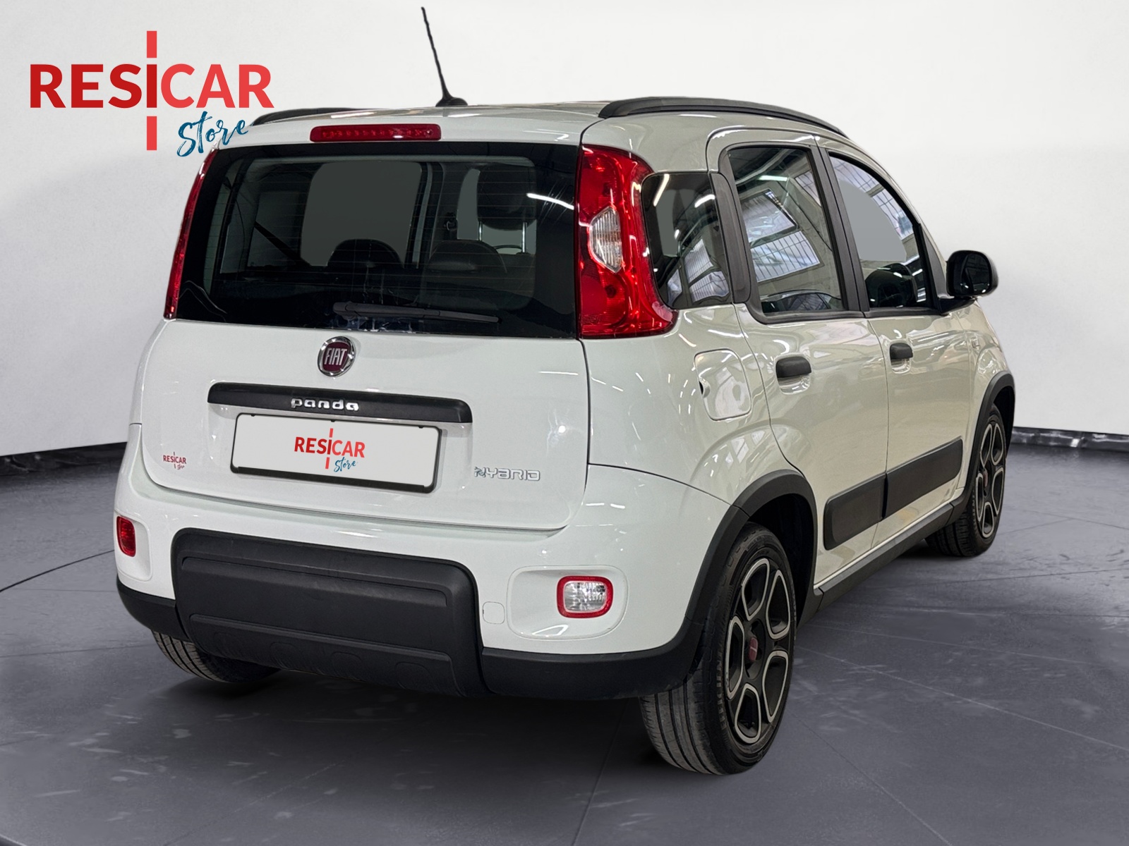 Panda 1.0 firefly hybrid City Life s&s 70cv 5p.ti - immagine 5