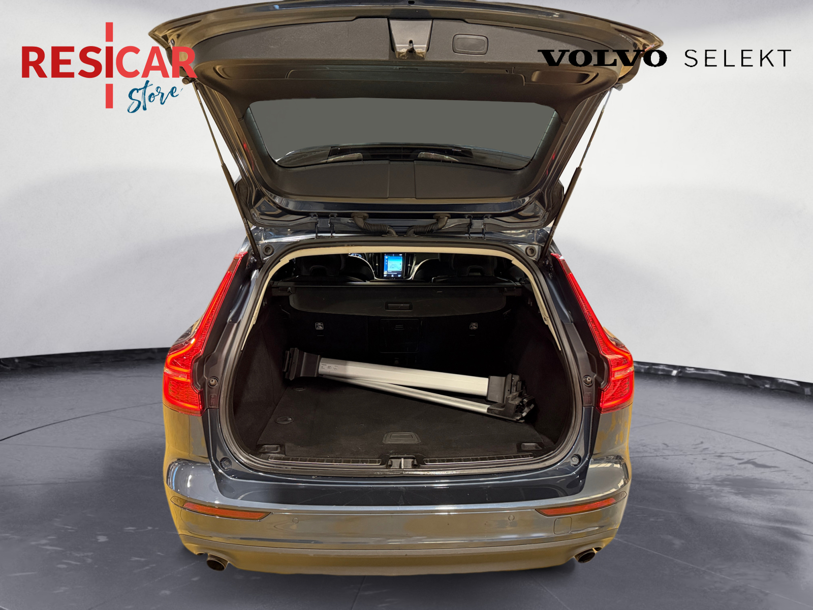 V60 II N1 2.0 B4 Essential auto - immagine 14