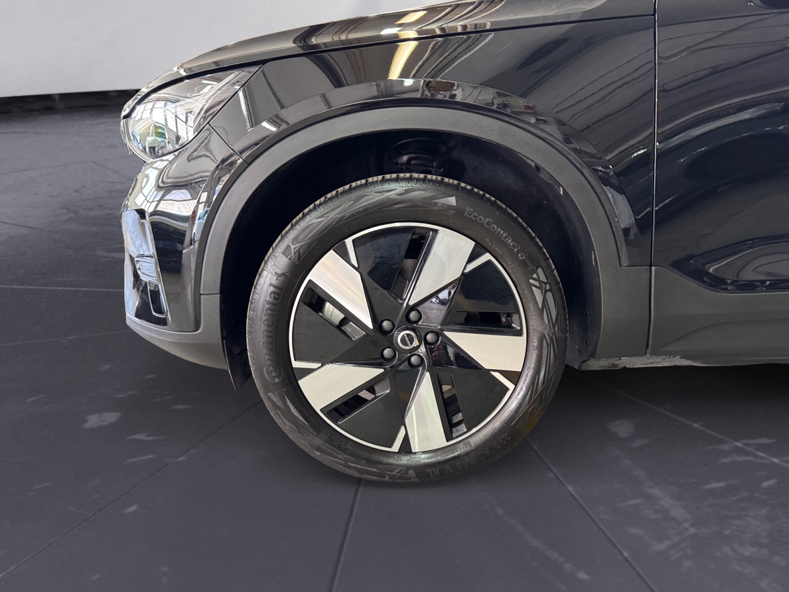 XC40 single motor Core rwd - immagine 15