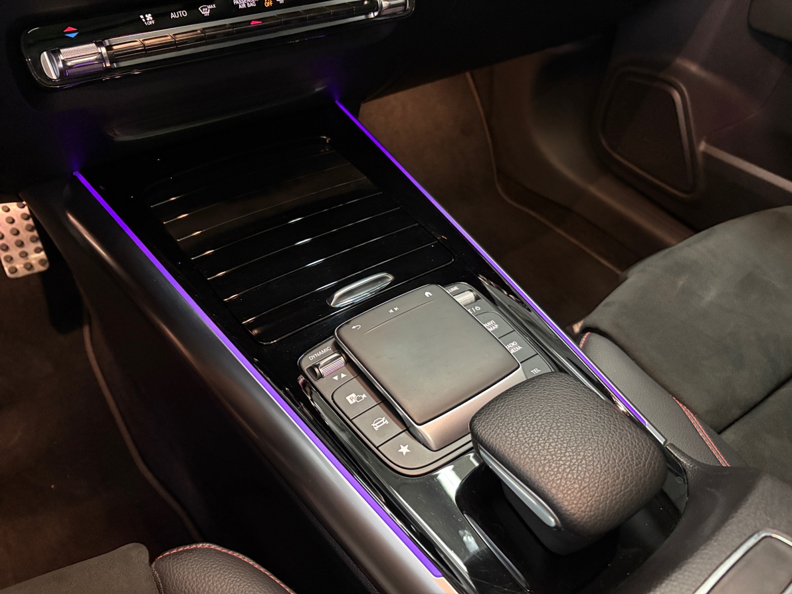 GLA 200 Premium auto - immagine 9
