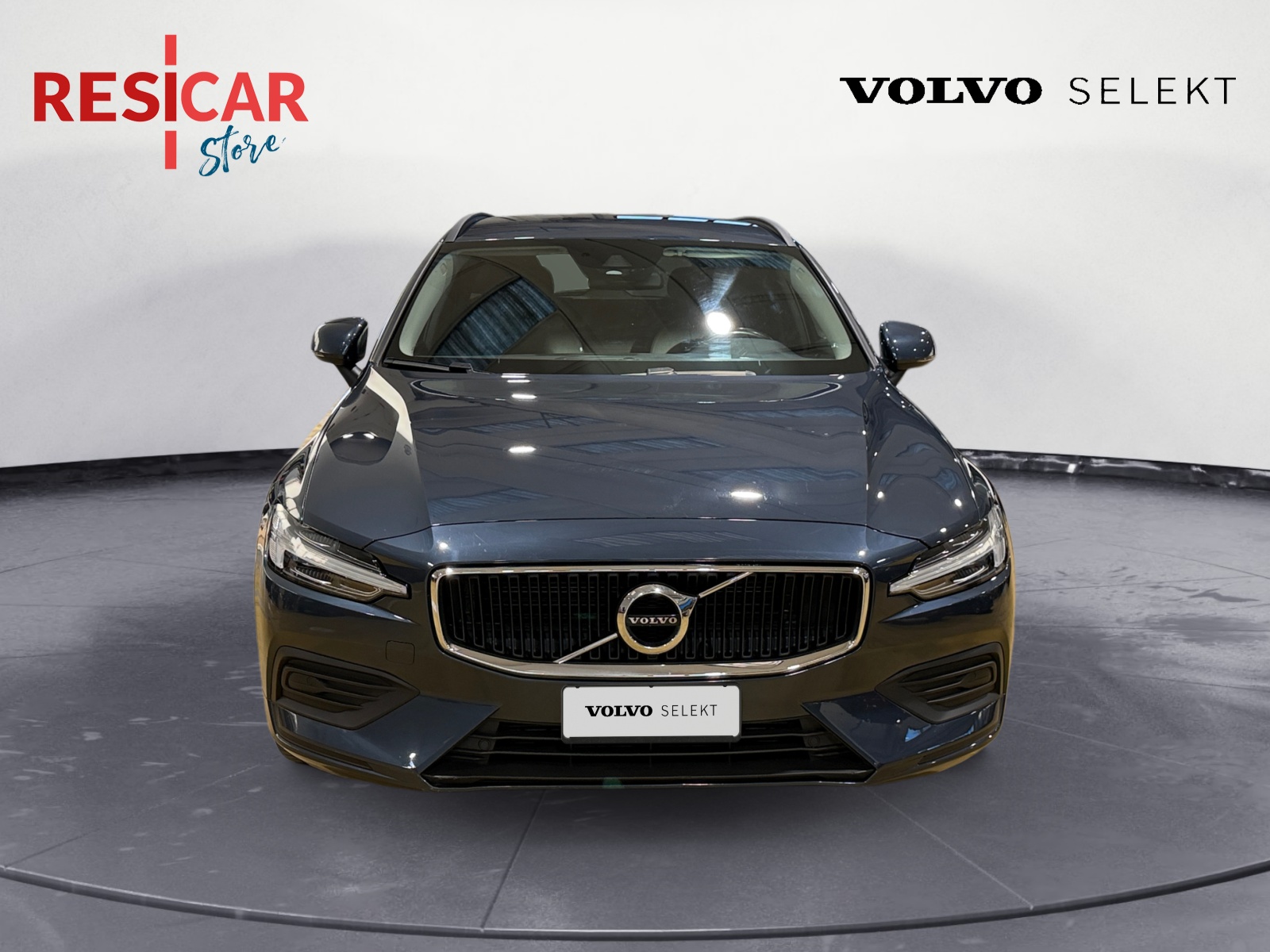 V60 II N1 2.0 B4 Essential auto - immagine 2