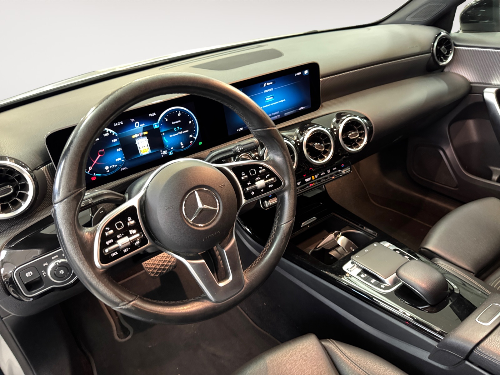 A 180 d Sport auto - immagine 12