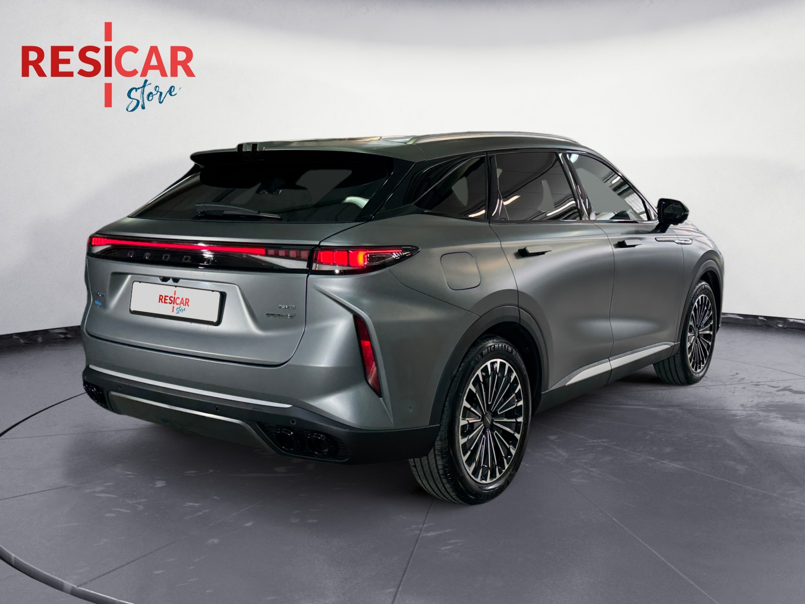 OMODA 9 SHS-P PHEV 1.5TGDI - Trazione AWD DHT3 Premium (AWD) - Interni Nero - immagine 5