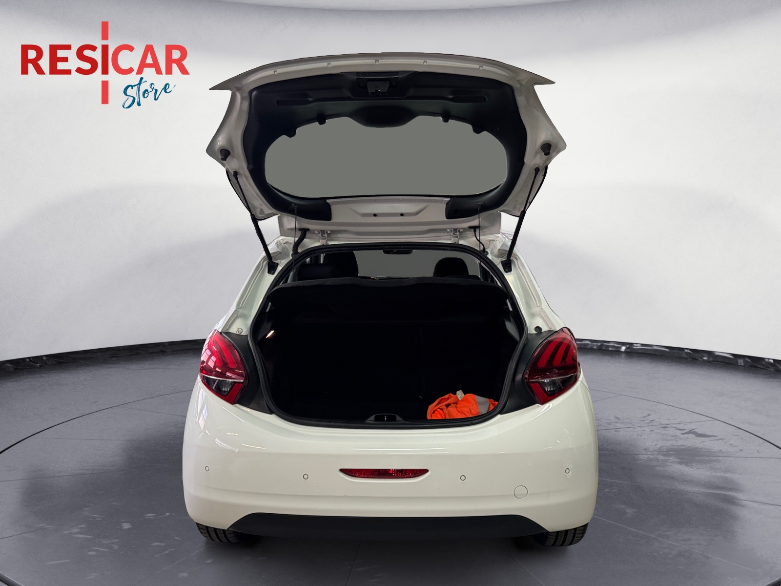 208 5p 1.6 bluehdi Allure 75cv IDONEA NEOPATENTATO - immagine 14