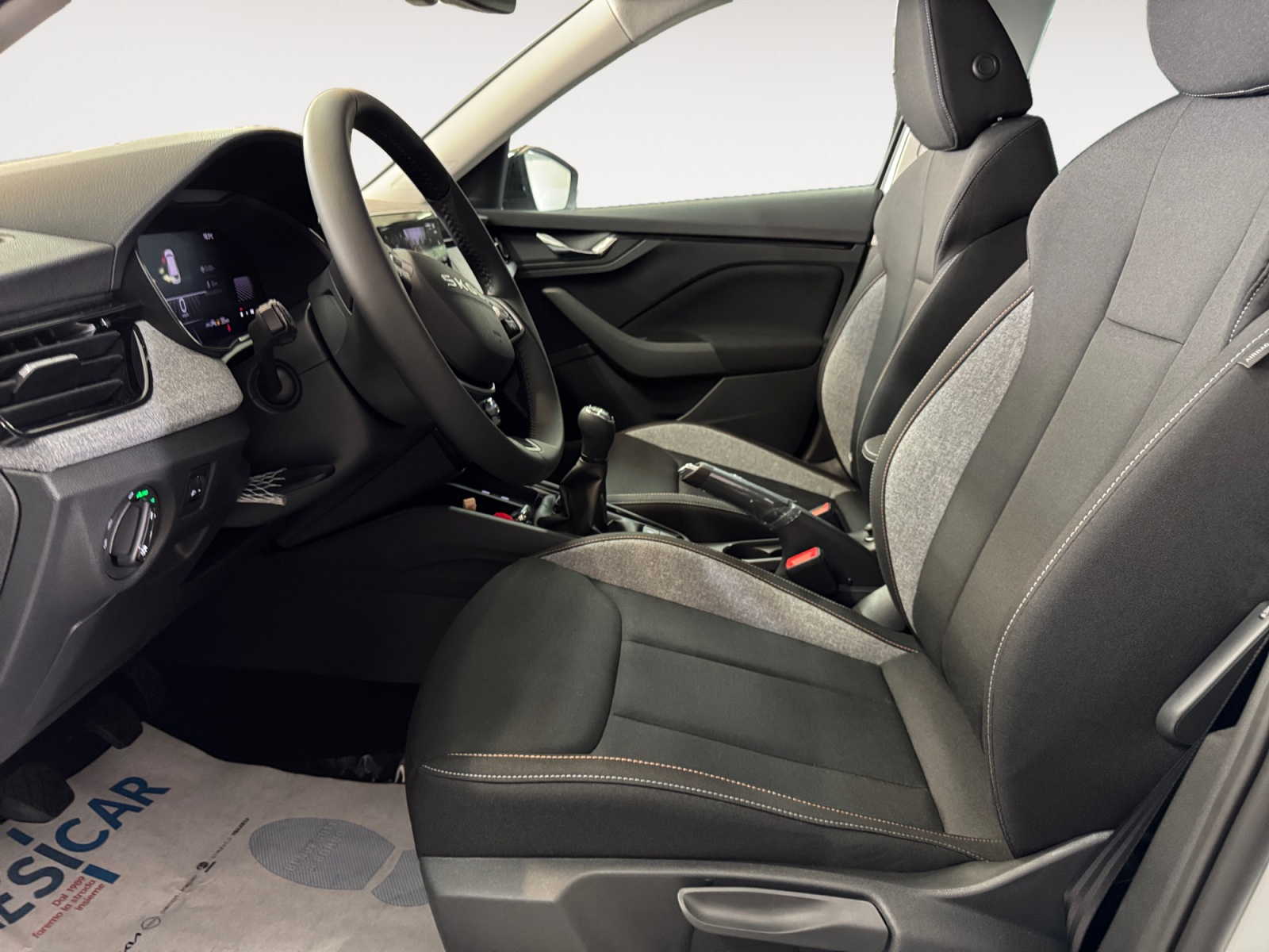 Kamiq Black Dots 1,0 TSI 85 kW (115 CV) 6 marce - manuale - immagine 7