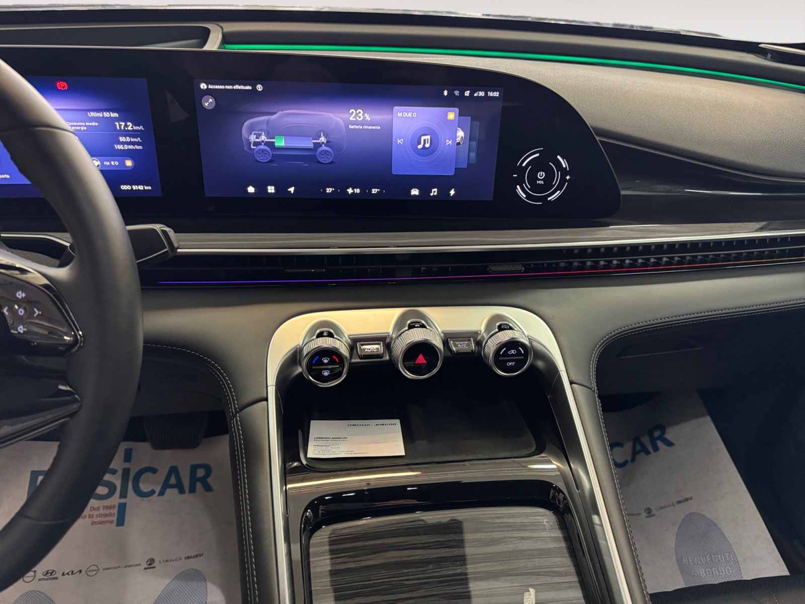 OMODA 9 SHS-P PHEV 1.5TGDI - Trazione AWD DHT3 Premium (AWD) - Interni Nero - immagine 9