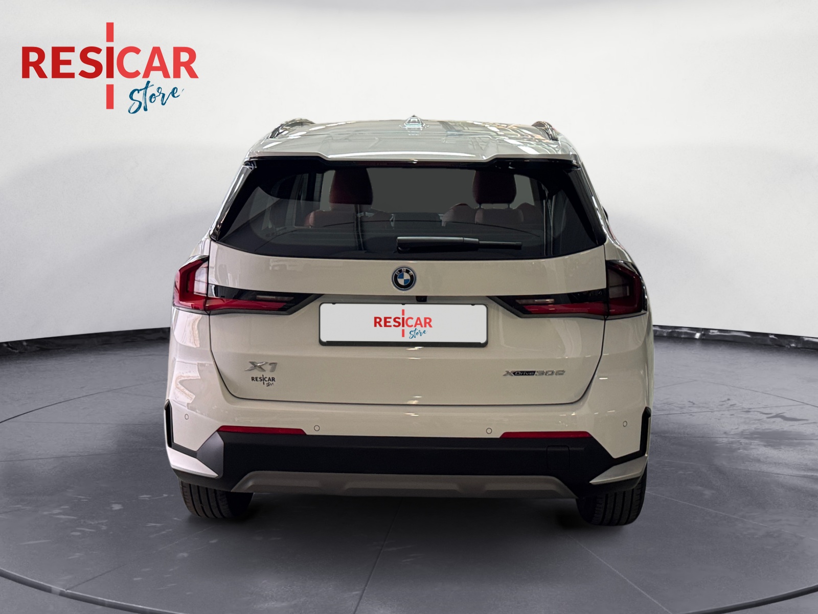 X1 xdrive 30e auto - immagine 13