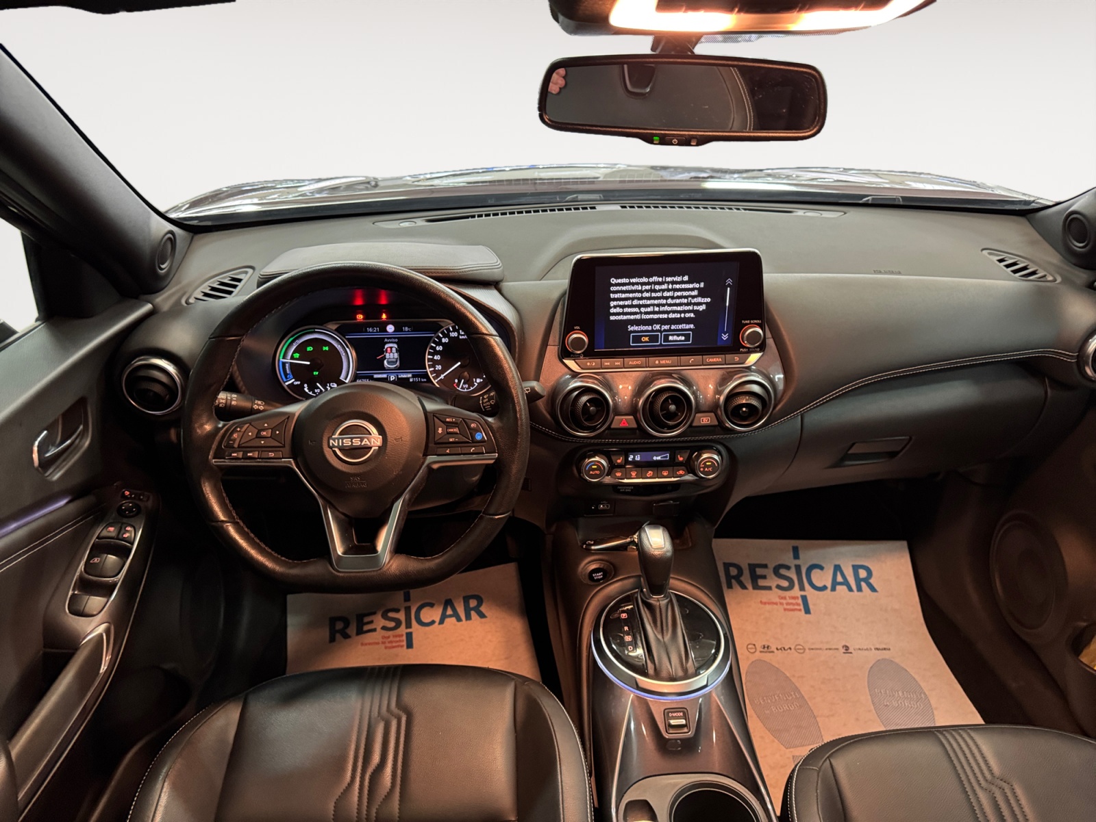 Juke 1.6 hev Tekna - immagine 12