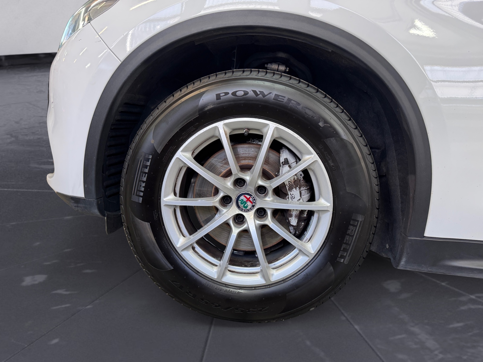 Stelvio 2.2 t Sport Tech Q4 190cv auto - immagine 15