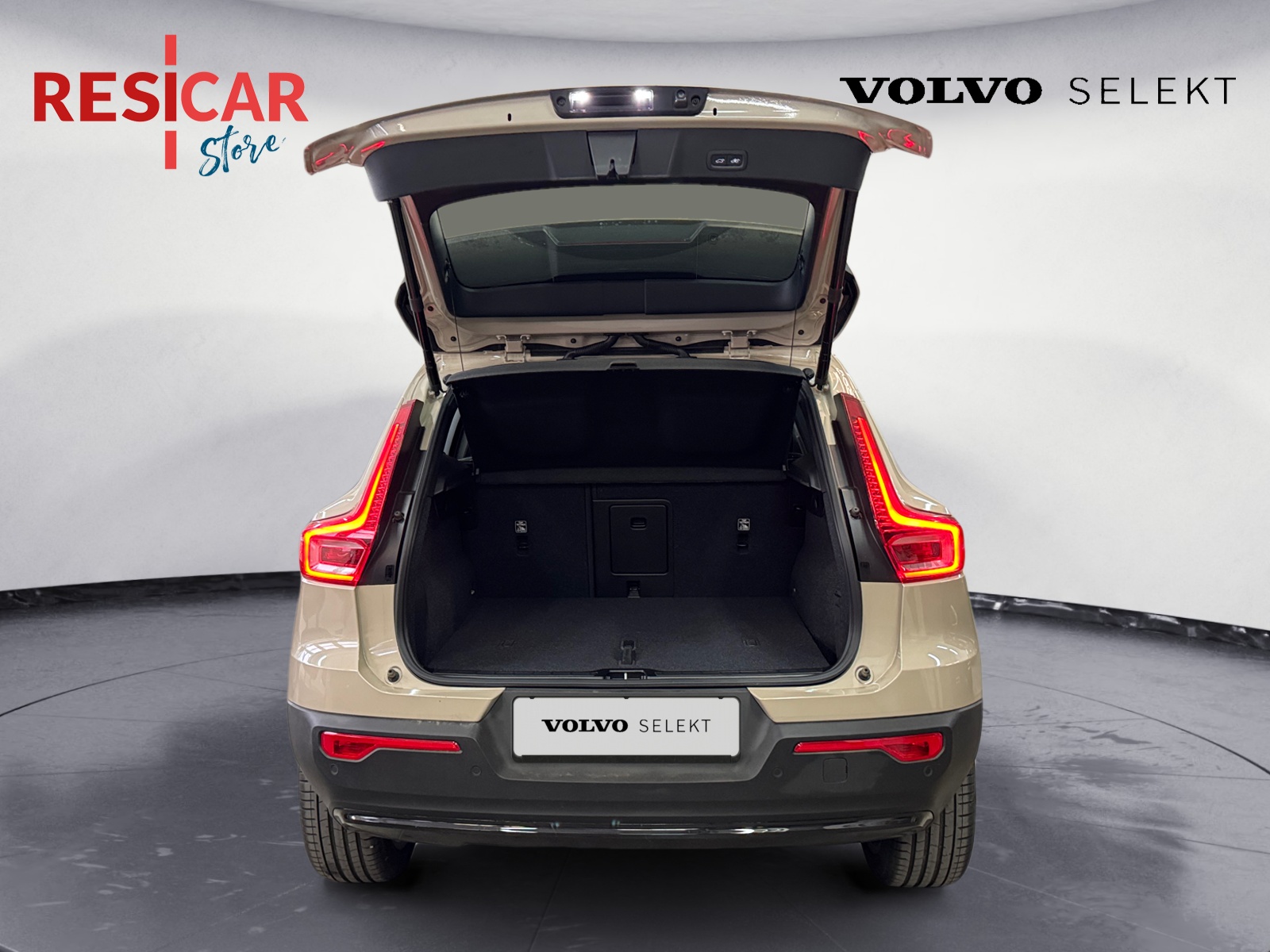 XC40 Ultra Dark B3 AUT - immagine 14