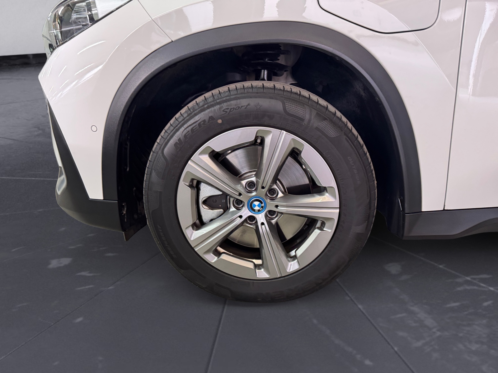 X1 xdrive 30e auto - immagine 15