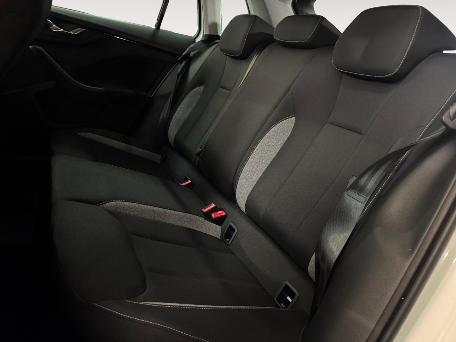 Kamiq Black Dots 1,0 TSI 70 kW (95 CV) 5 marce - manuale - immagine 11
