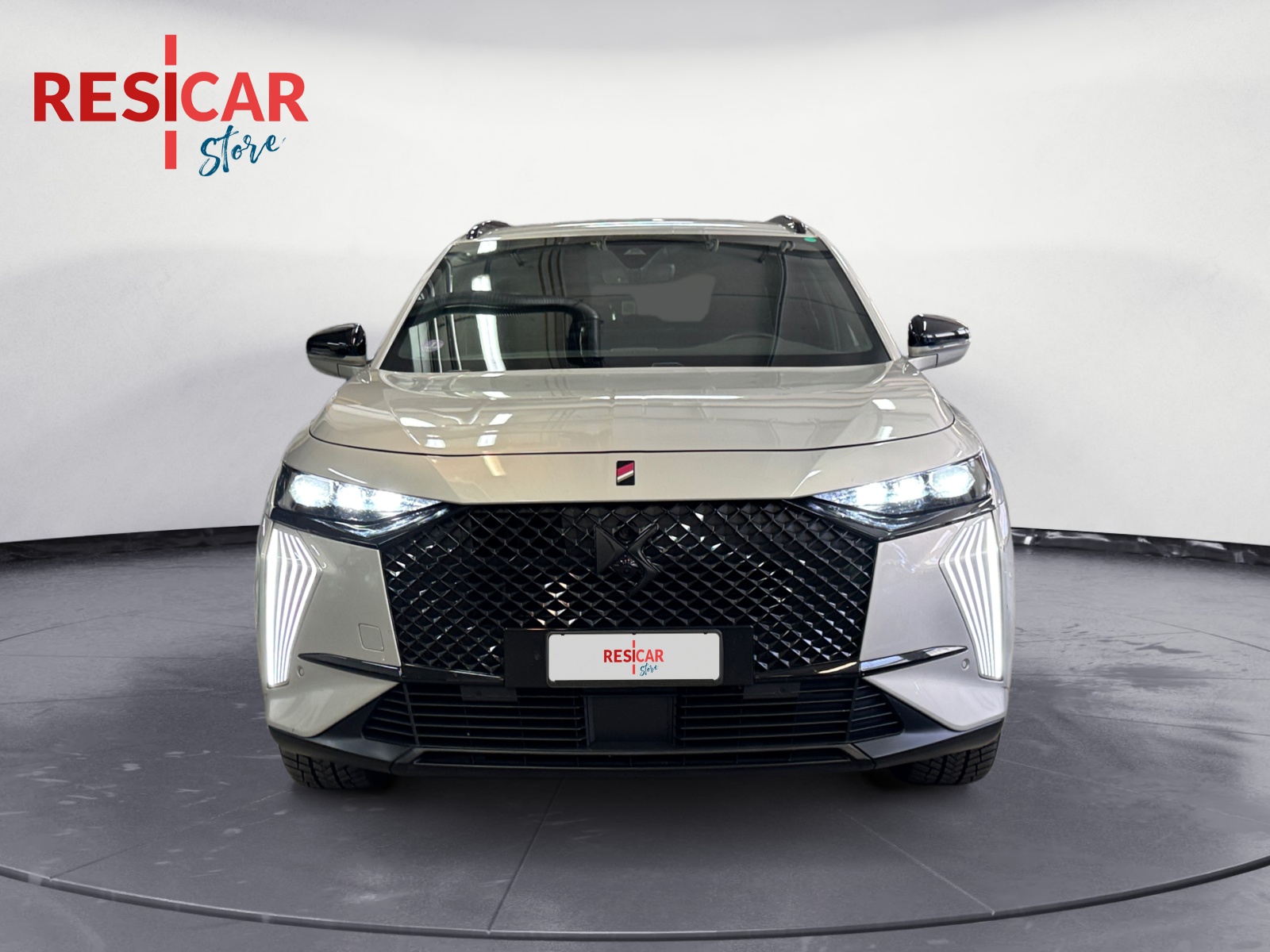 DS7 1.6 e-tense phev Performance Line 4x4 300cv auto - immagine 2
