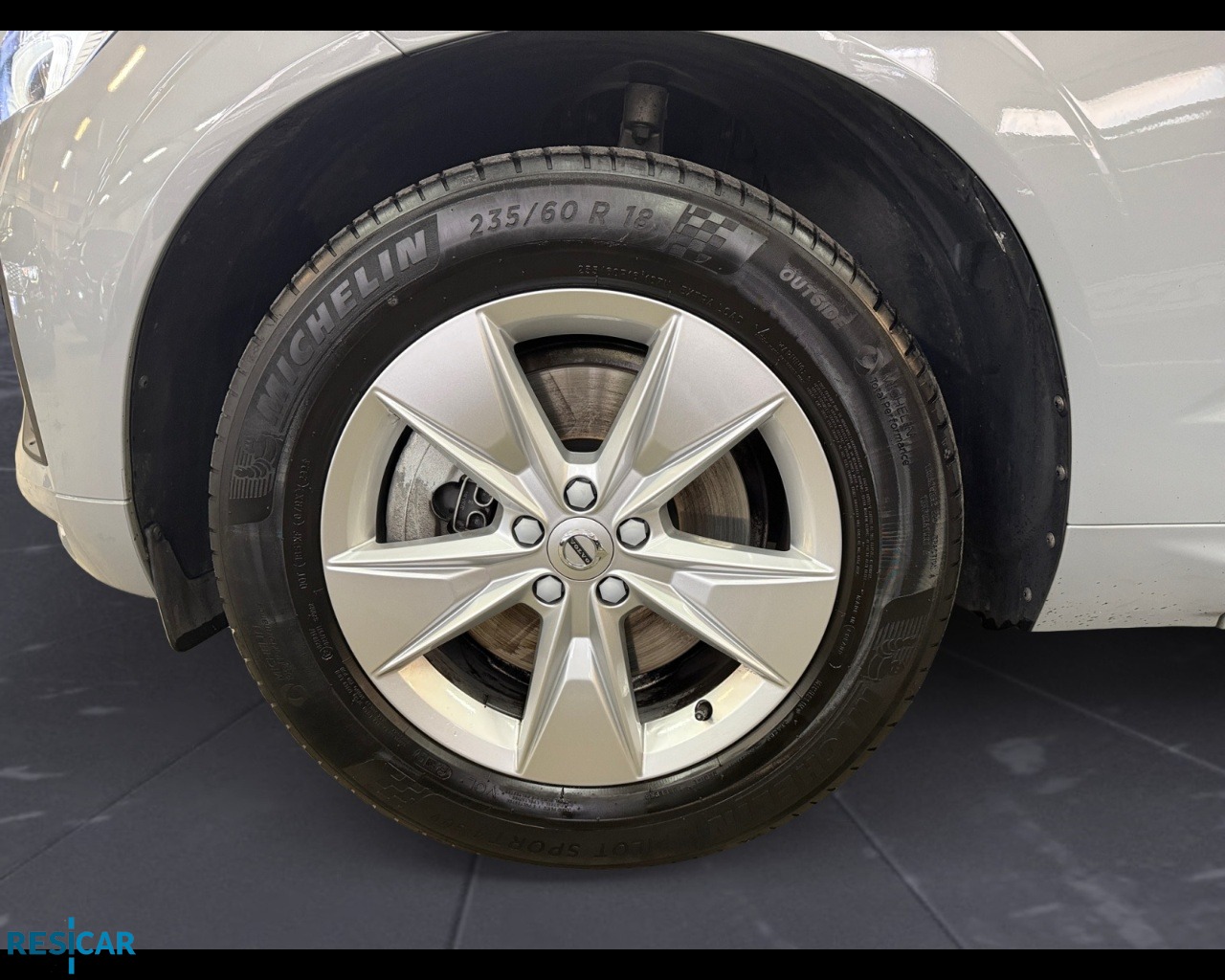 XC60 II 2022 - XC60 2.0 b4 Core auto - immagine 15