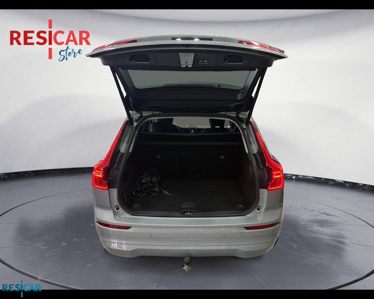 XC60 II 2022 - XC60 2.0 b4 Core auto - immagine 14