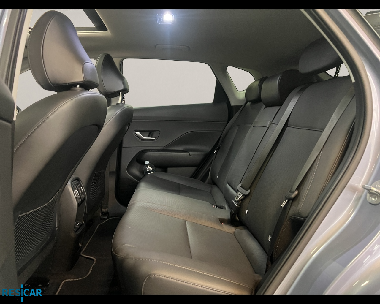 NEWKONA EV 65.4kWhXClassSE,Premium,TT - immagine 11