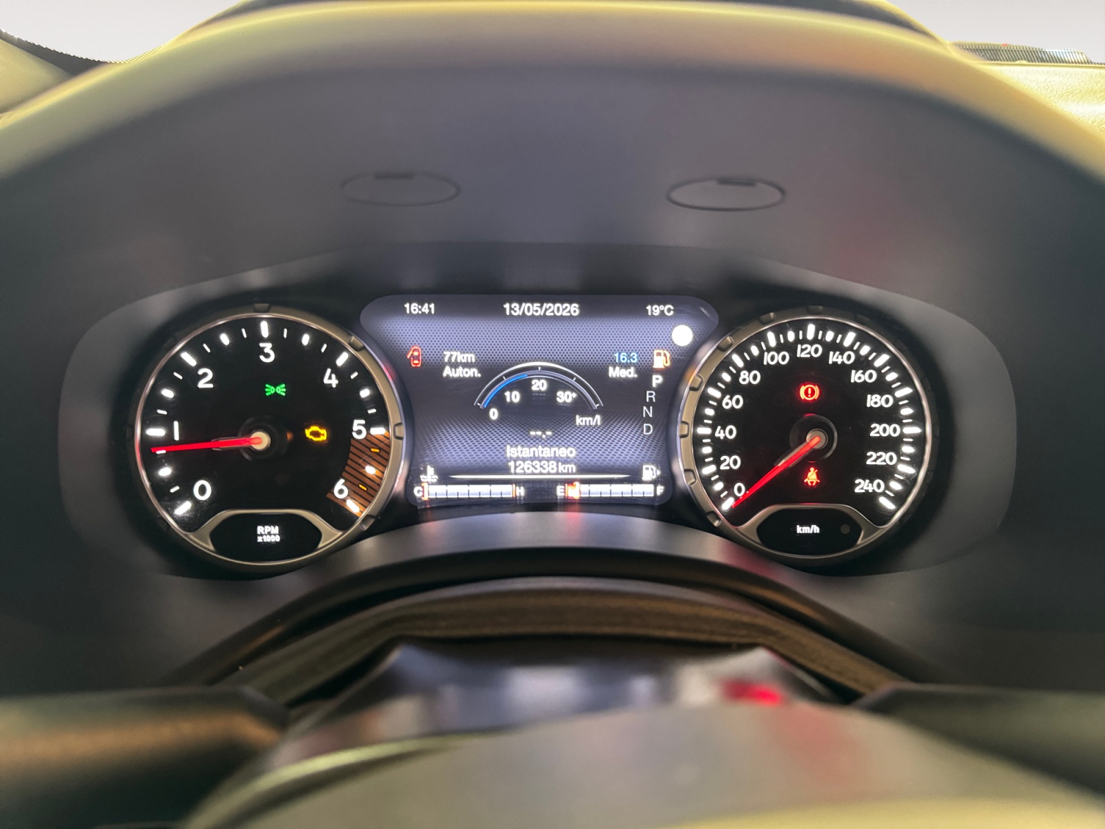 Renegade 1.6 mjt Limited 2wd 120cv ddct - immagine 8