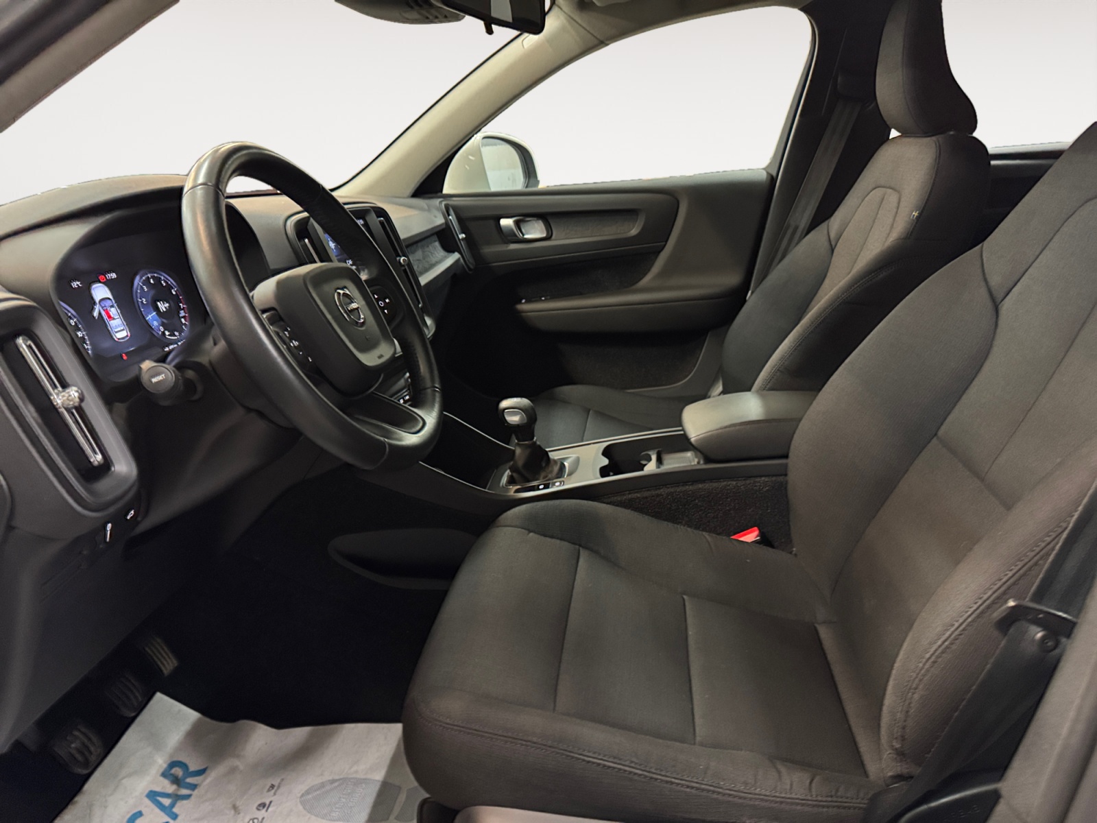 XC40 1.5 t3 156cv - immagine 7