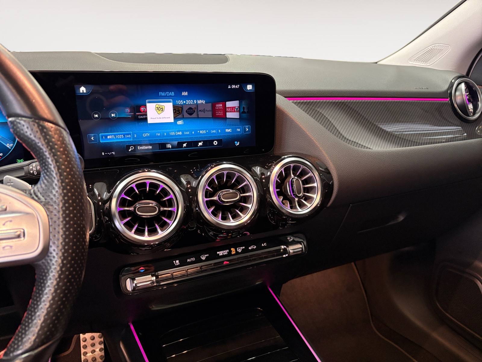 GLA 200 Premium auto - immagine 10