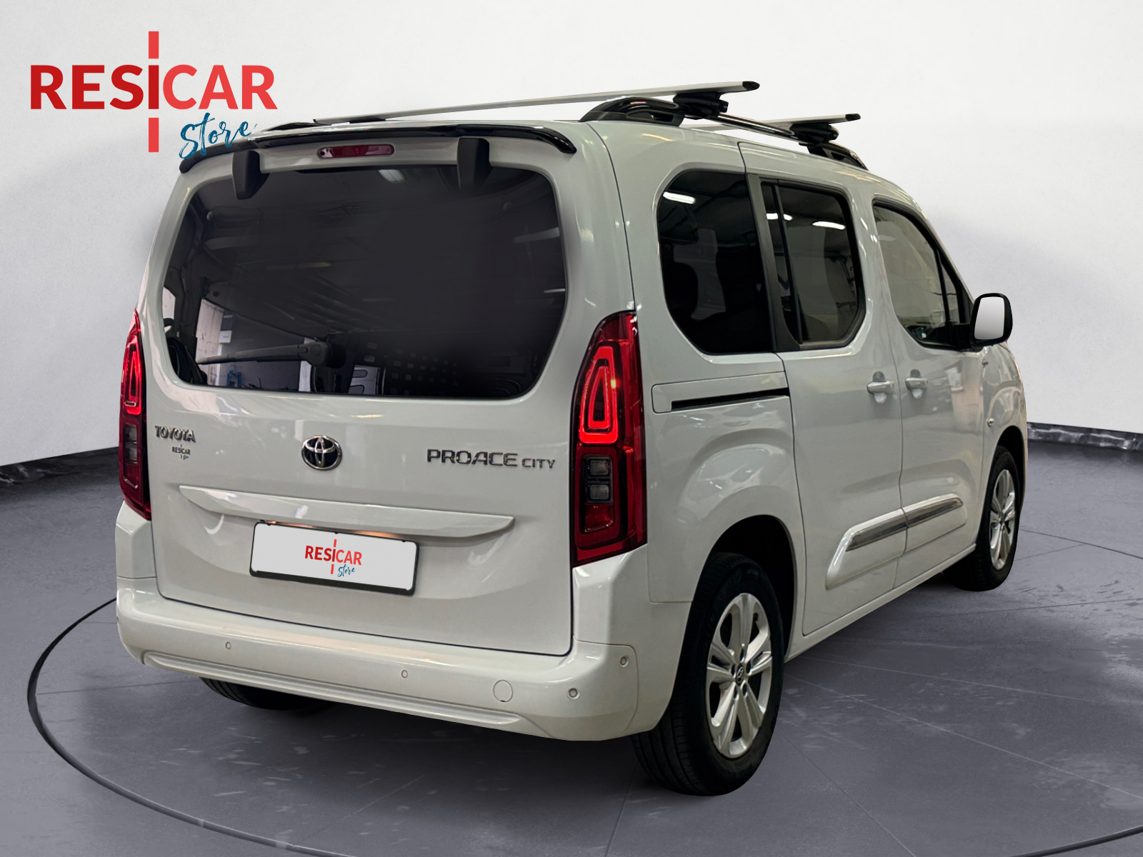 Proace City Verso 1.2P 110cv S&S L1 D Executive - immagine 5