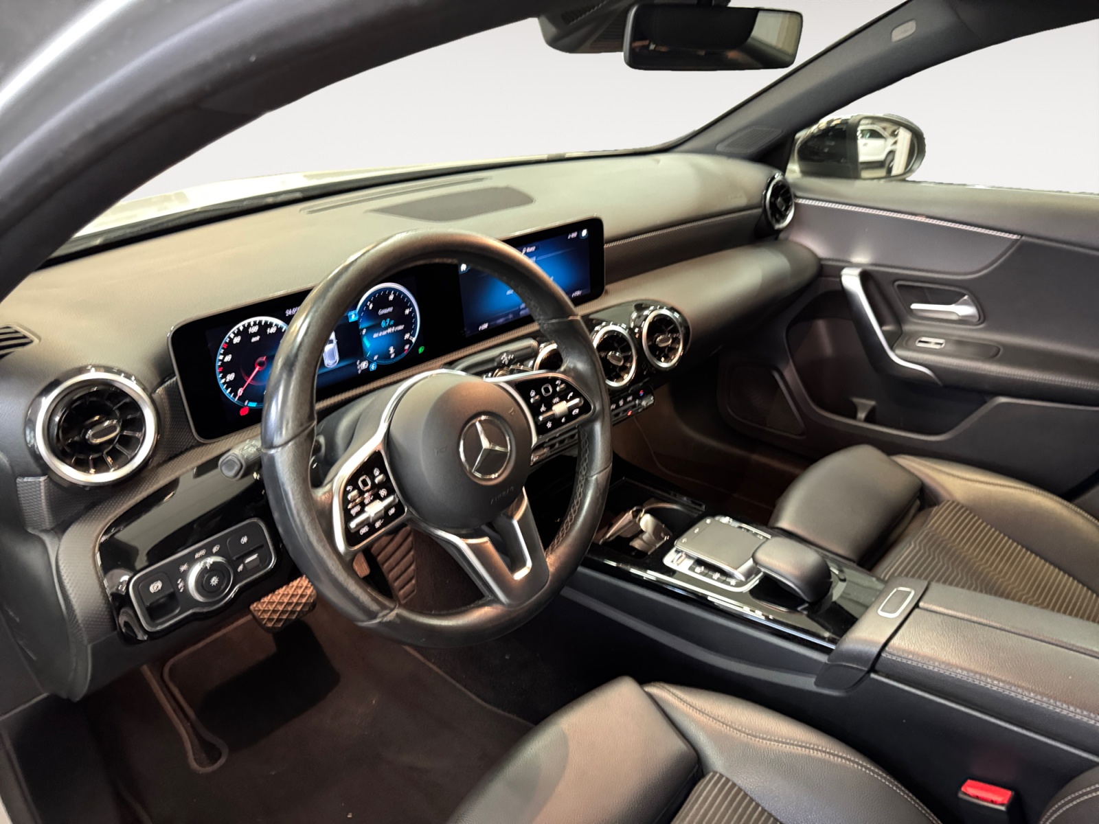 A 180 d Sport auto - immagine 6