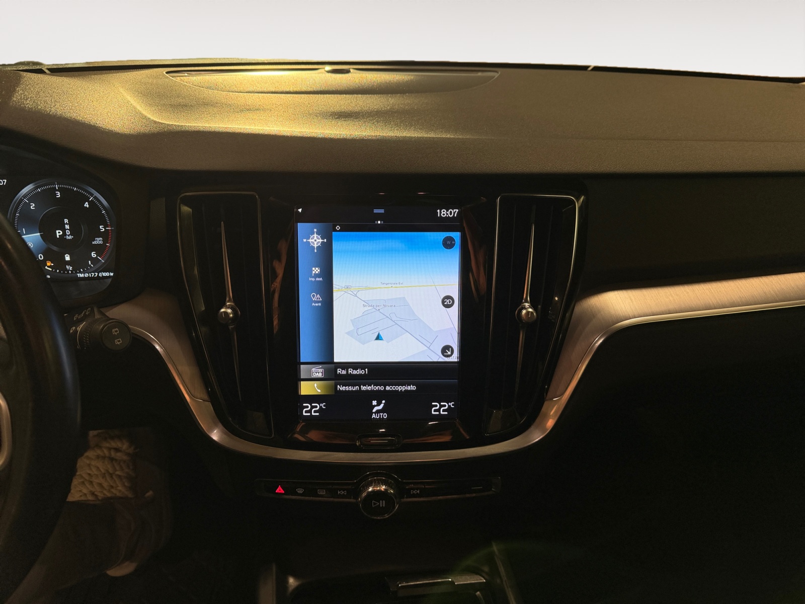 V60 II N1 2.0 B4 Essential auto - immagine 10