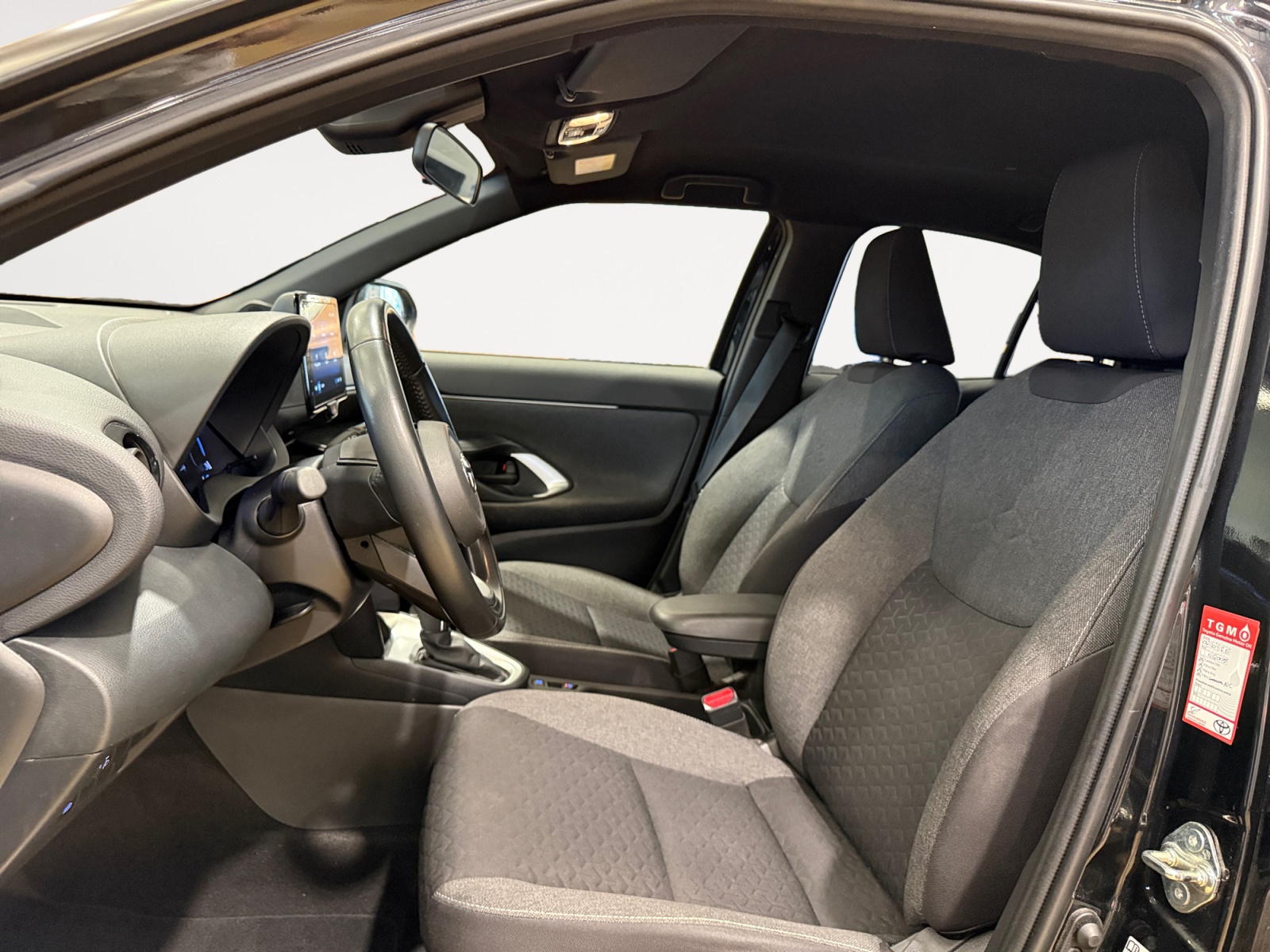 Yaris Cross 1.5h Trend fwd 116cv e-cvt - immagine 7