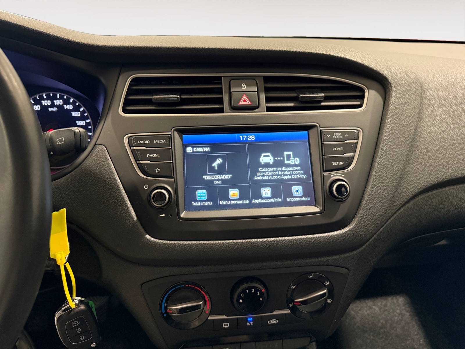 i20 5p 1.2 mpi Tech 75cv - immagine 10