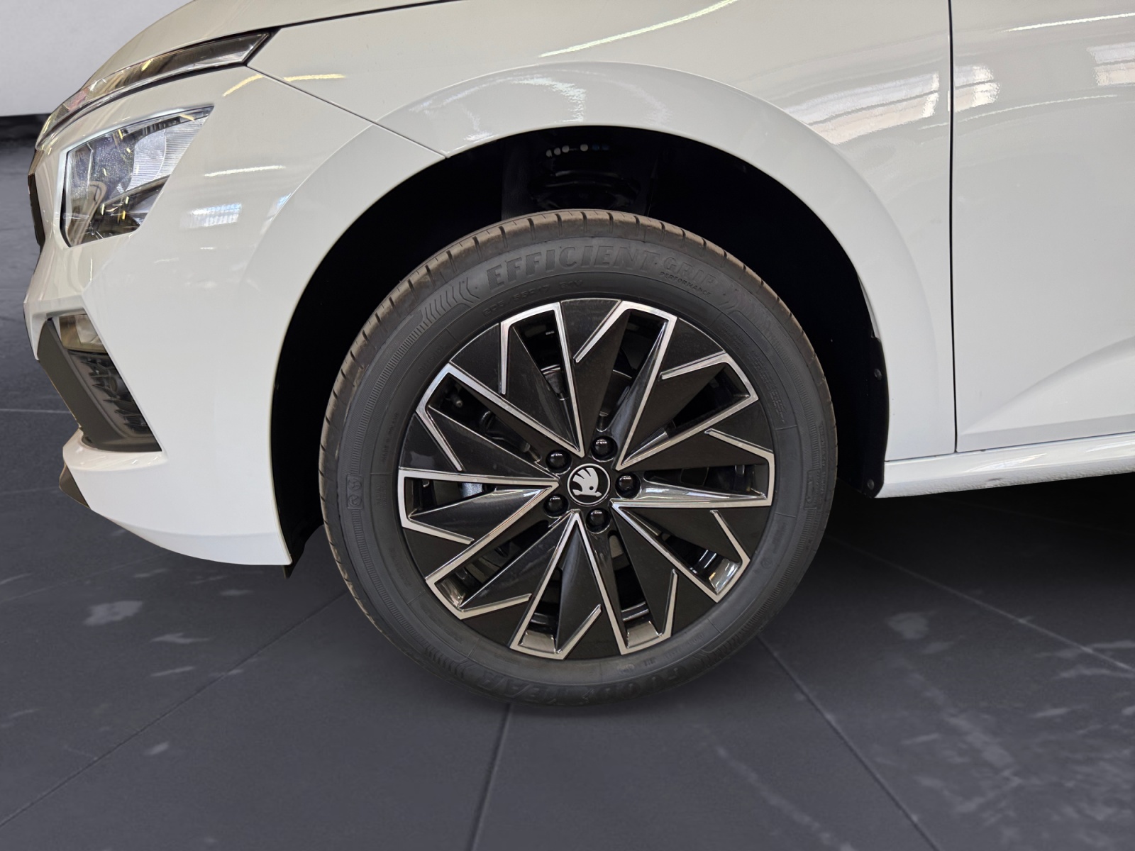 Kamiq Black Dots 1,0 TSI 85 kW (115 CV) 6 marce - manuale - immagine 15