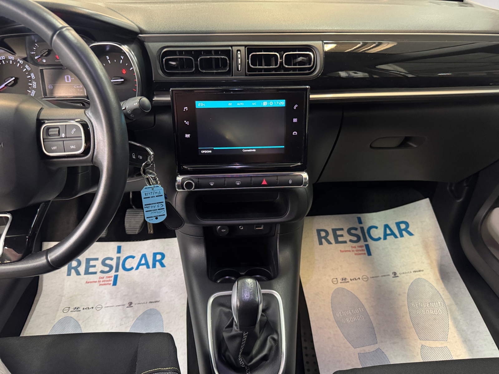 C3 1.2 puretech Shine 82cv IDONEA NEOPATENTATO - immagine 9