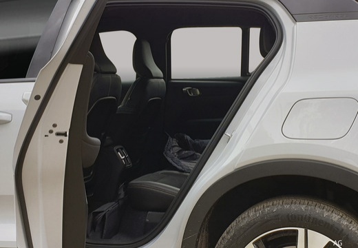 XC40 Core B3 AUT - immagine 10