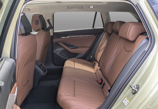 Superb Wagon Style 2,0 TDI 110 kW (150 CV) 7 marce - DSG - immagine 18