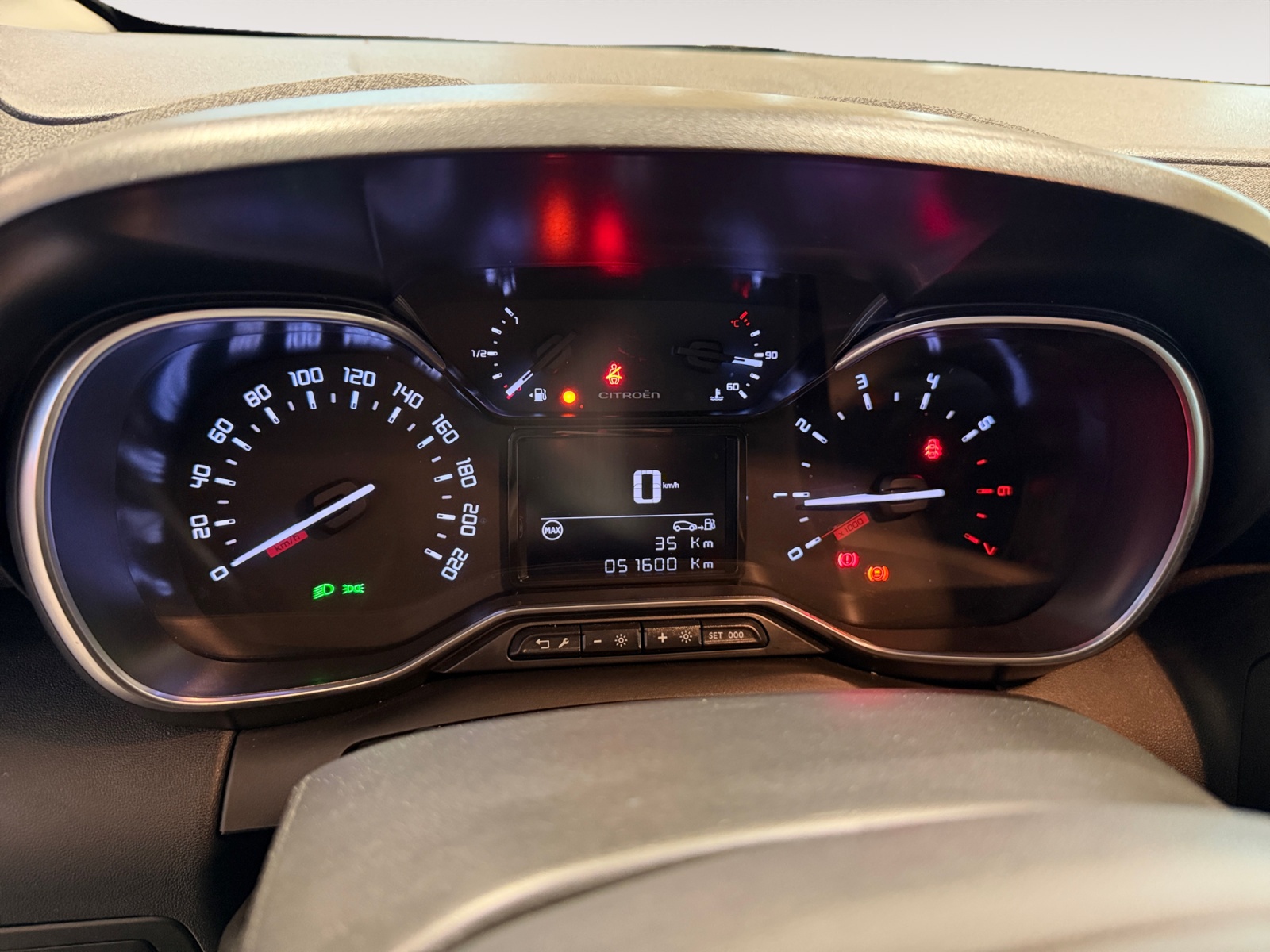 C3 Aircross 1.2 puretech Shine s&s 110cv - immagine 8