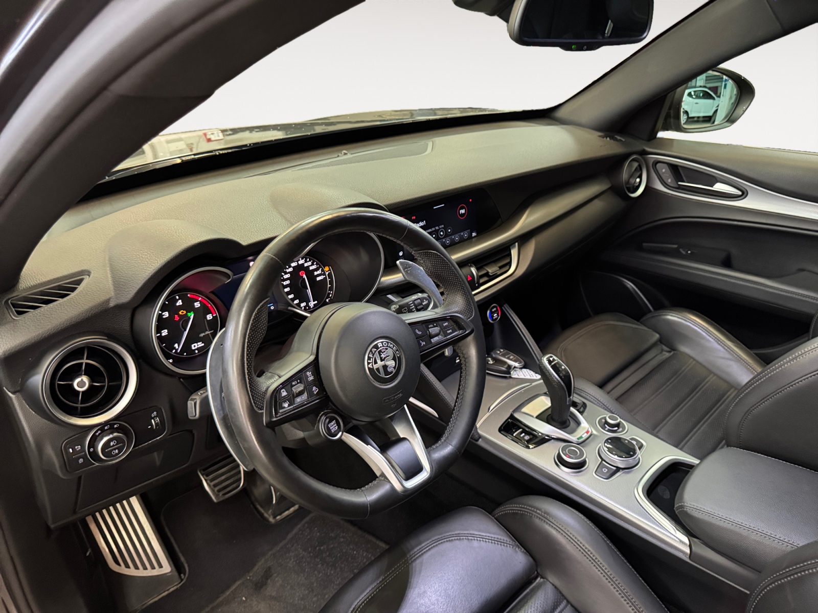 Stelvio 2.2 t Veloce Q4 210cv auto - immagine 6