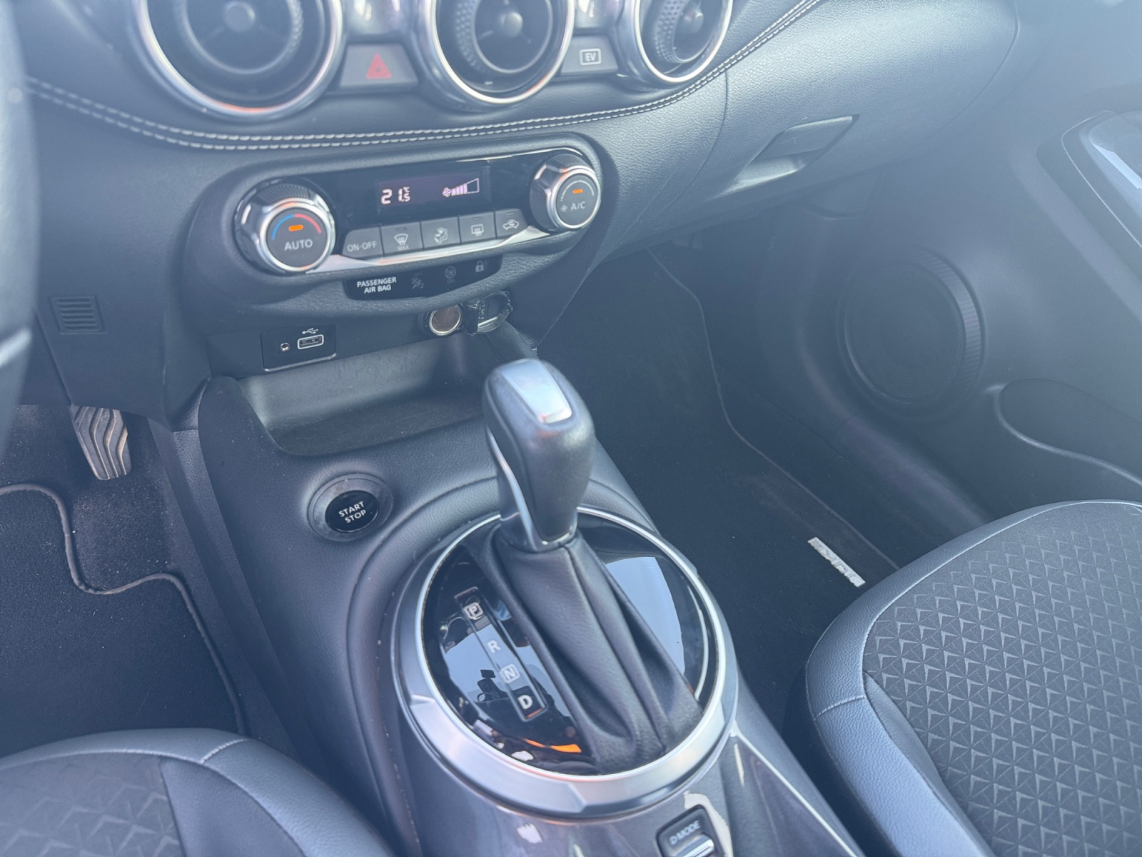 Juke 1.6 hev N-Connecta - immagine 9