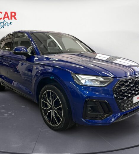Q5 Sportback 40 2.0 tdi mhev 12V Identity Black quattro s-tronic