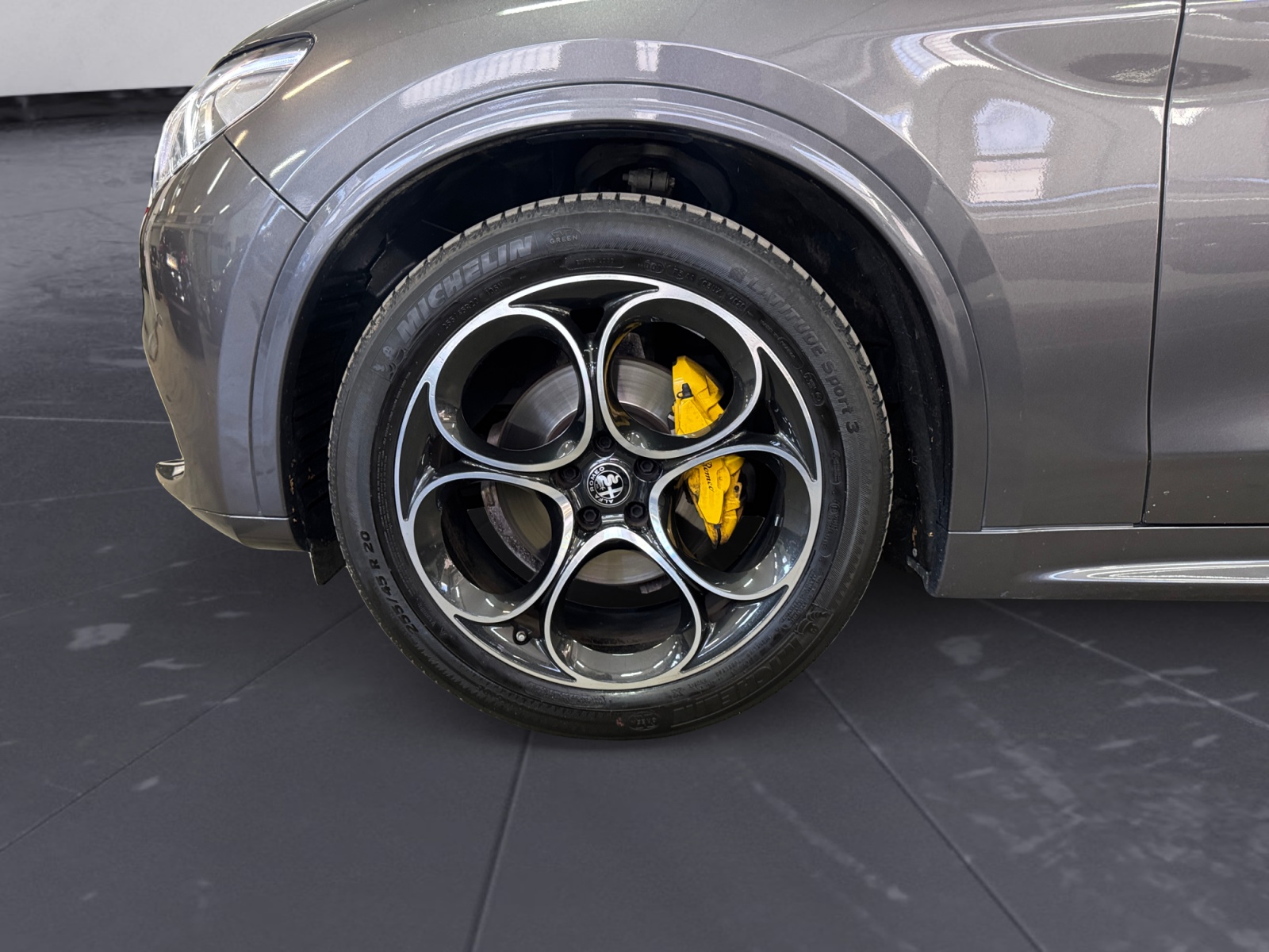 Stelvio 2.2 t Veloce Q4 210cv auto - immagine 15