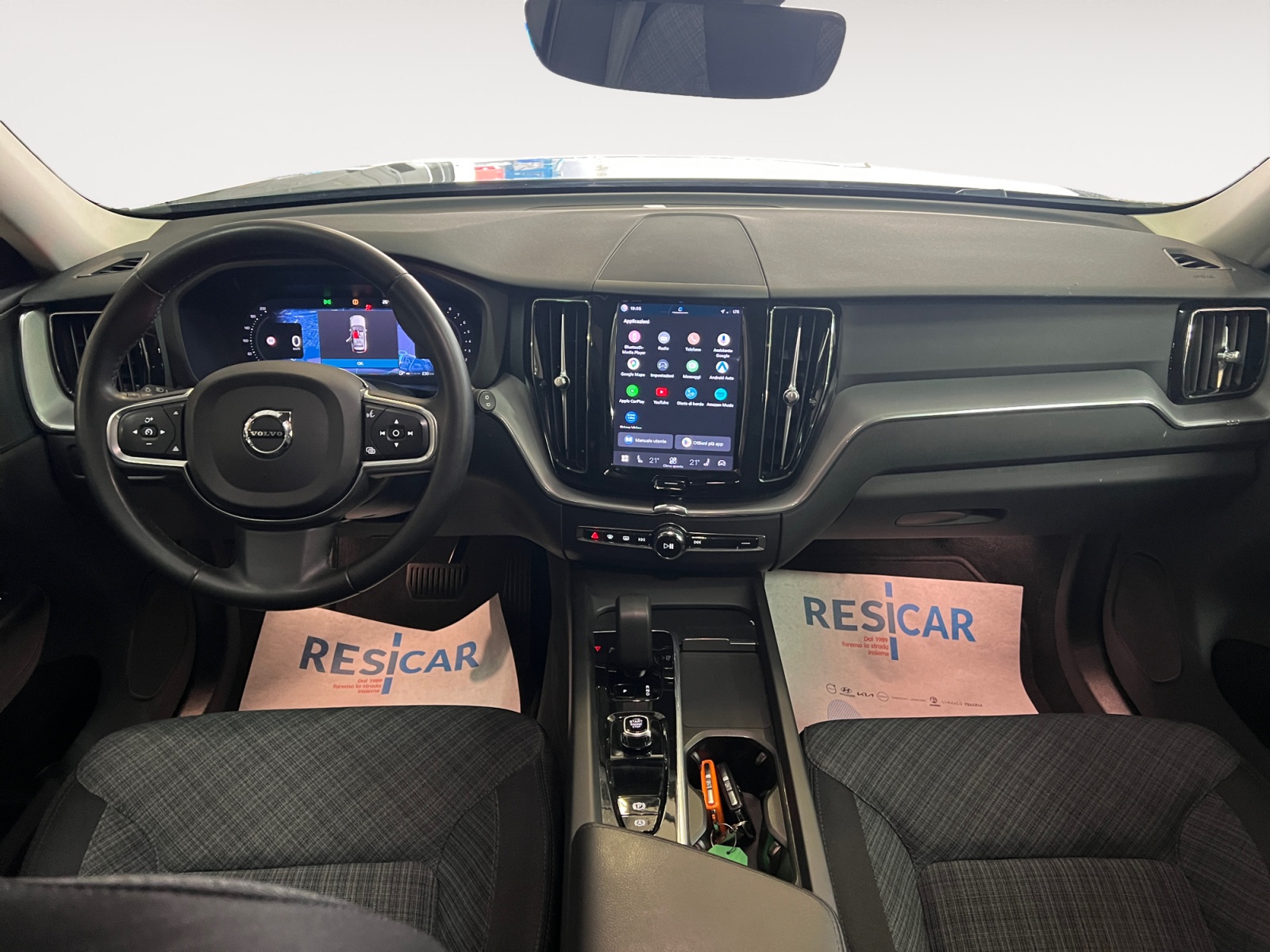 XC60 2.0 b4 Core auto - immagine 12