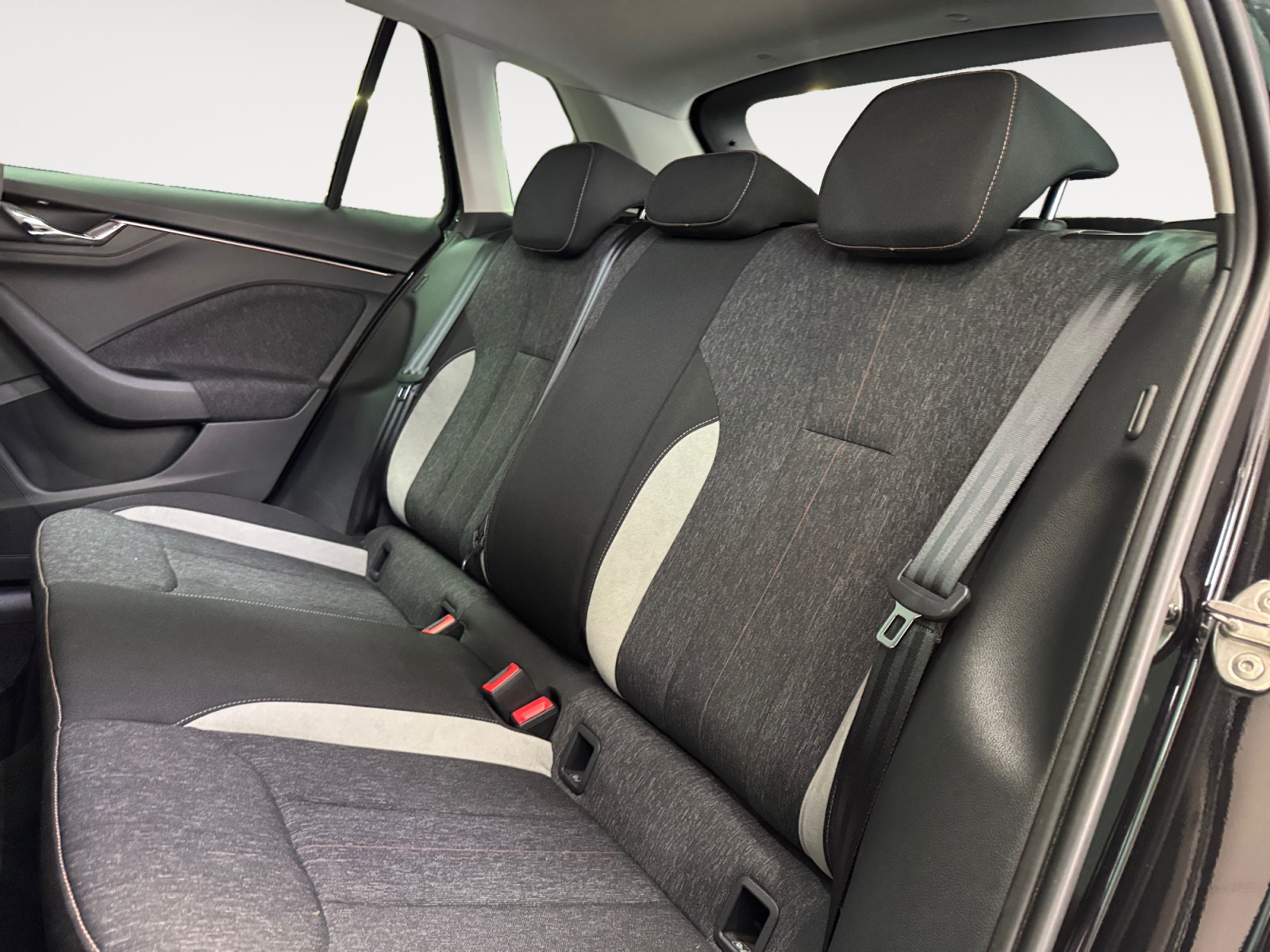 Kamiq 1.0 tsi Style 110cv dsg - immagine 11