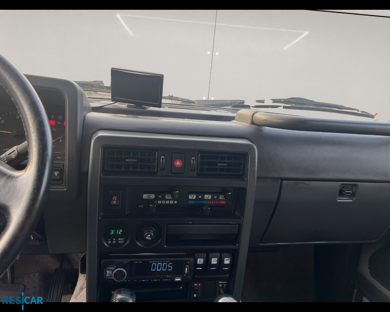Patrol GR SW 4.2 Safari 4x4 - immagine 10
