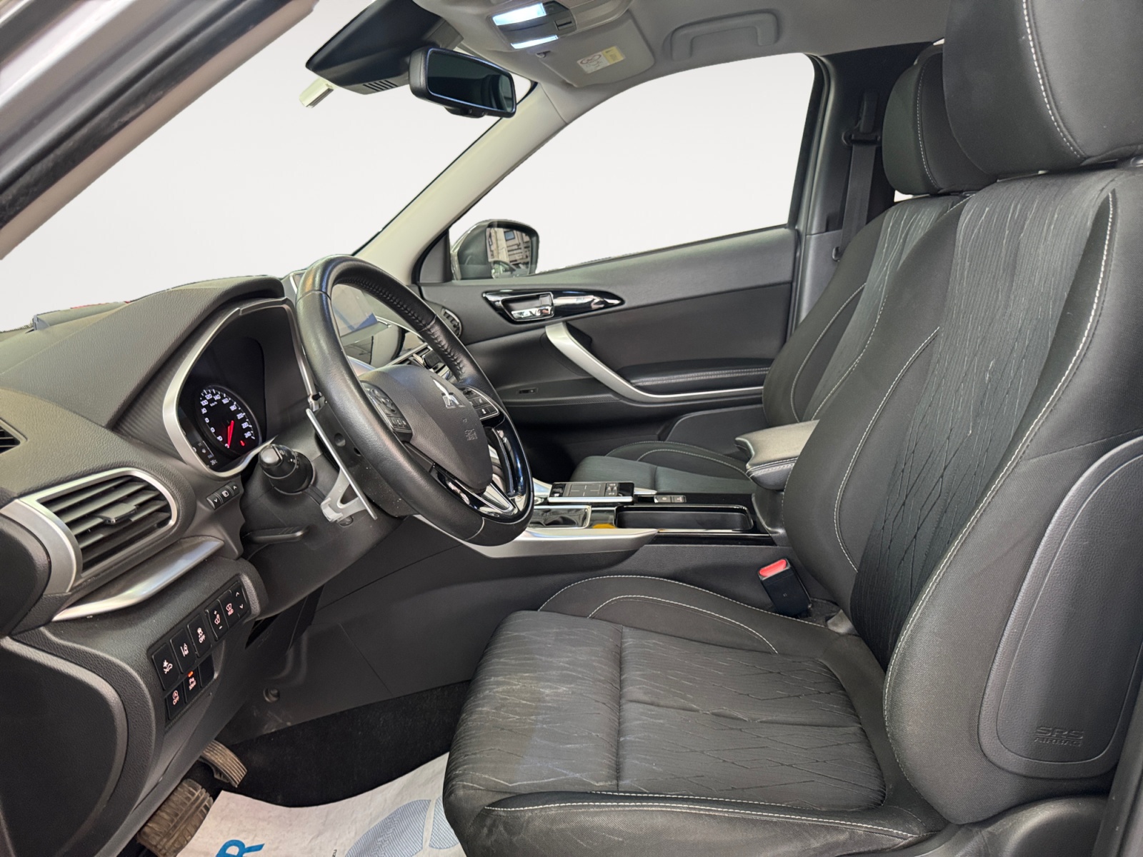 Eclipse Cross 2.2 Instyle 4wd auto - immagine 7