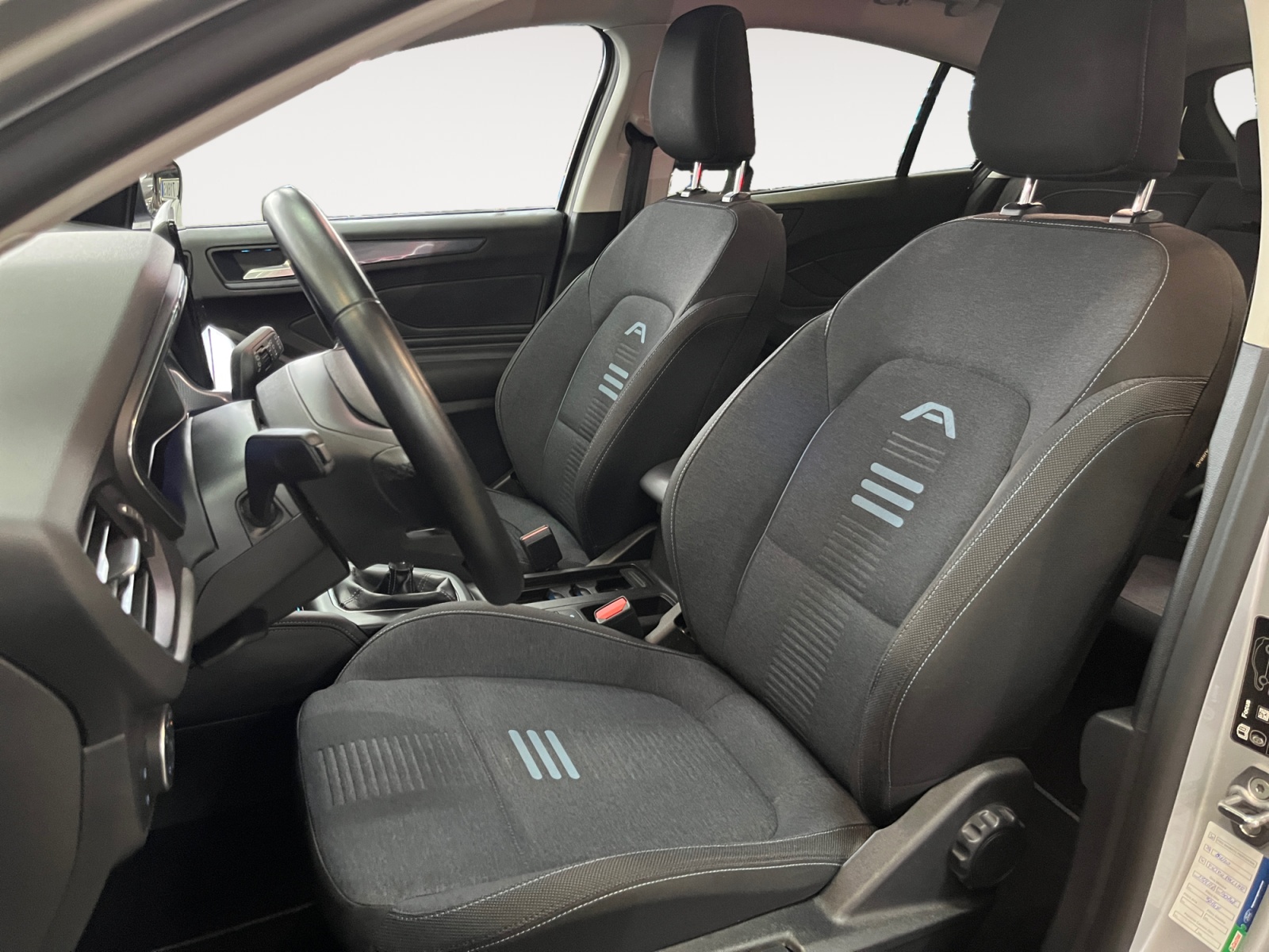Focus Active 1.0t ecoboost h X 125cv - immagine 7