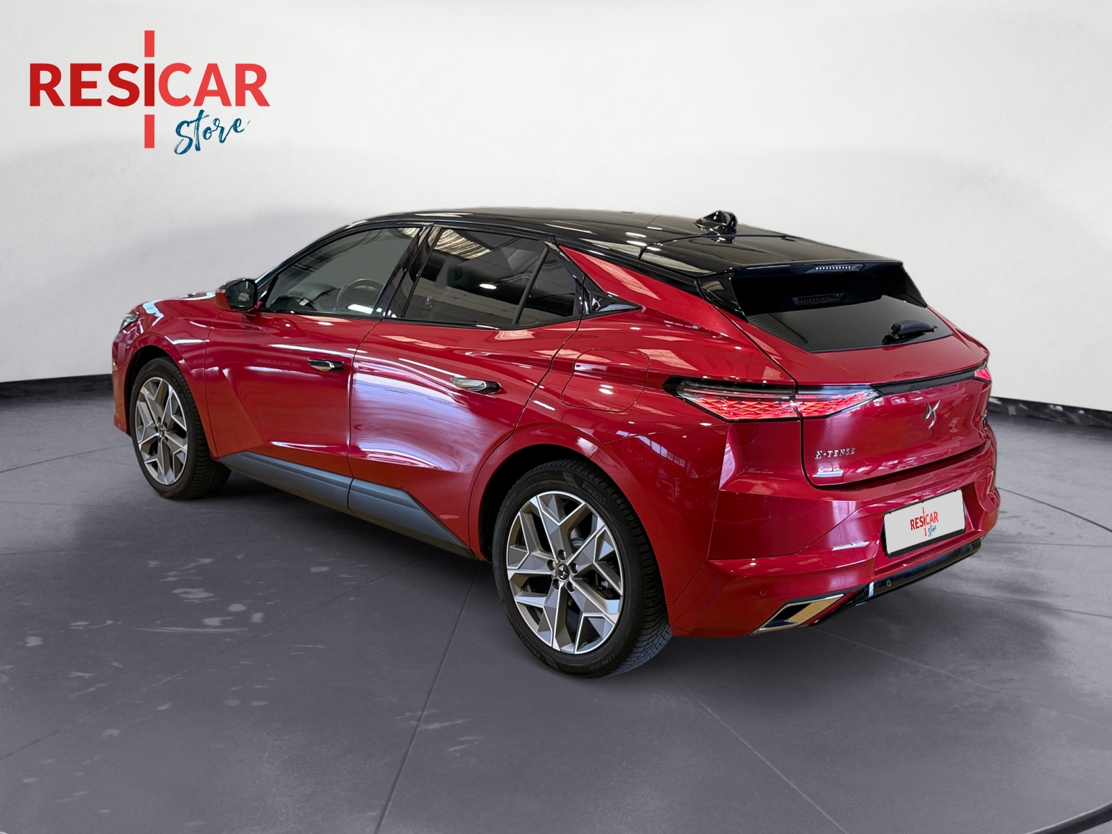 DS4 1.6 e-tense phev Esprit de Voyage 225cv auto - immagine 4