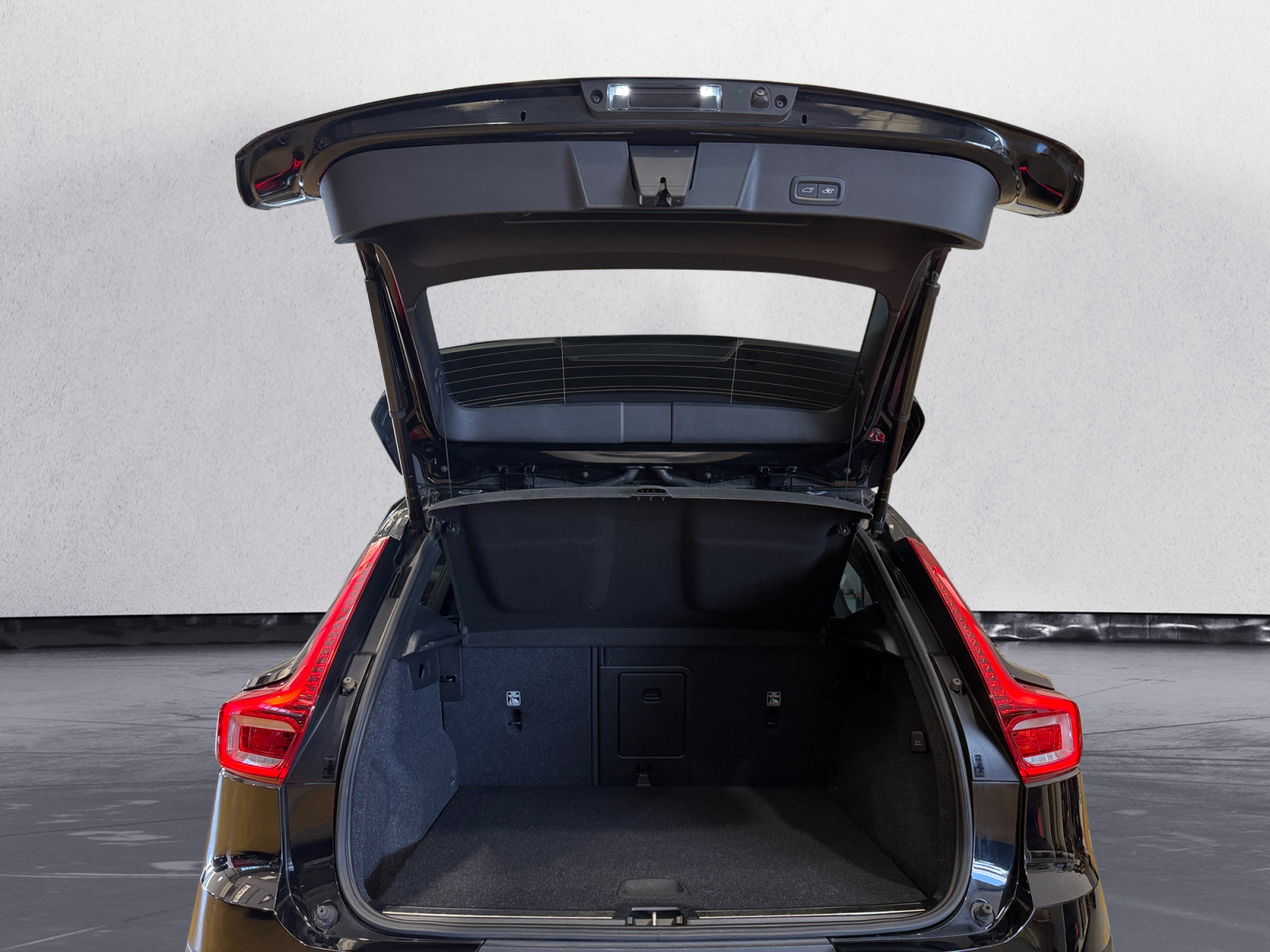 XC40 1.5 t4 recharge phev Core auto - immagine 14