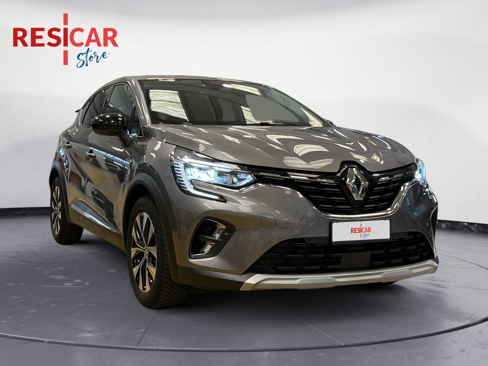 Captur 1.6 E-Tech full hybrid Equilibre 145cv auto