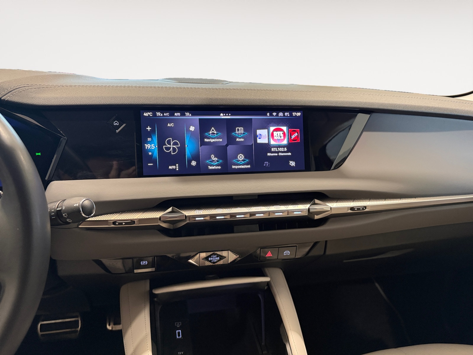 DS4 1.6 e-tense phev Esprit de Voyage 225cv auto - immagine 10