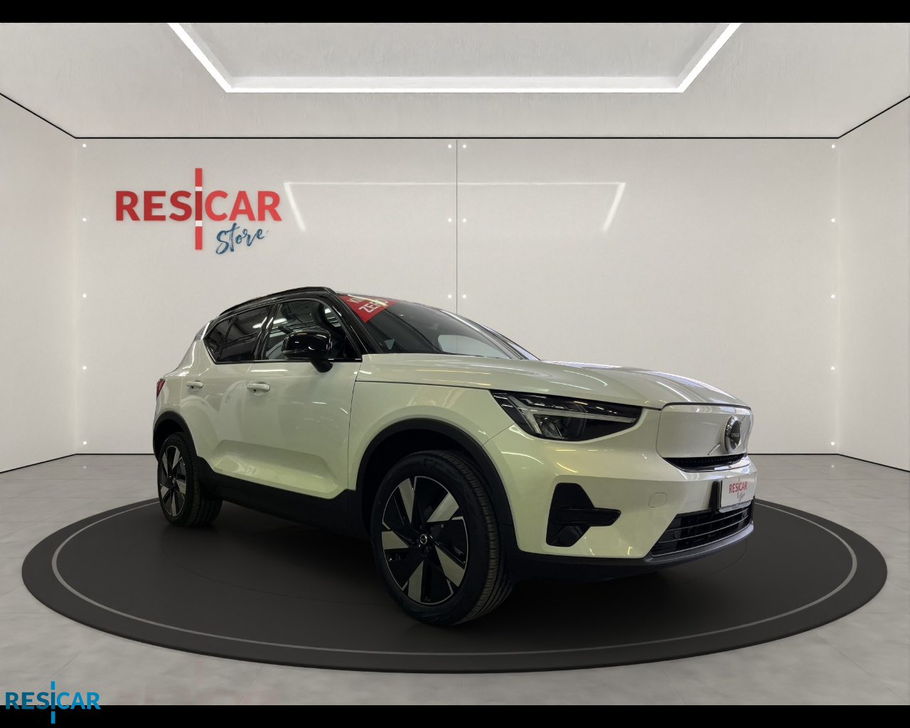 XC40 Core Single Motor Extended Range