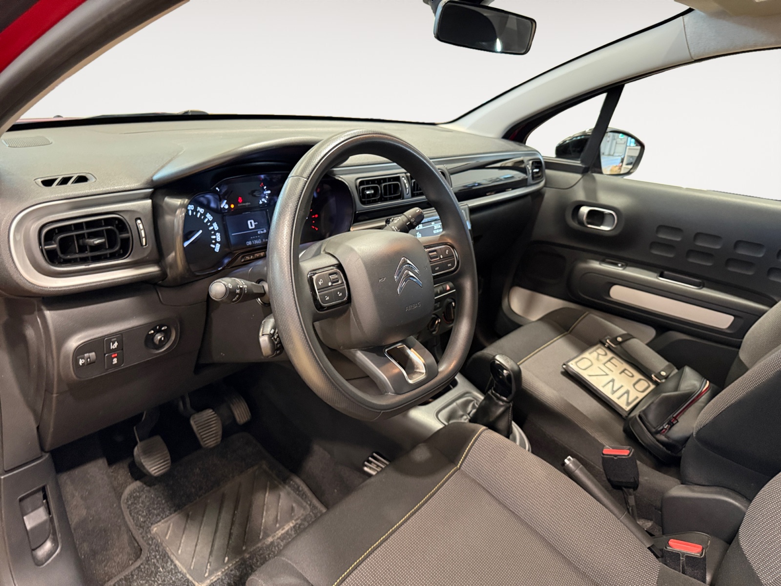C3 1.2 puretech Feel s&s 83cv neopatentati my18 - immagine 6