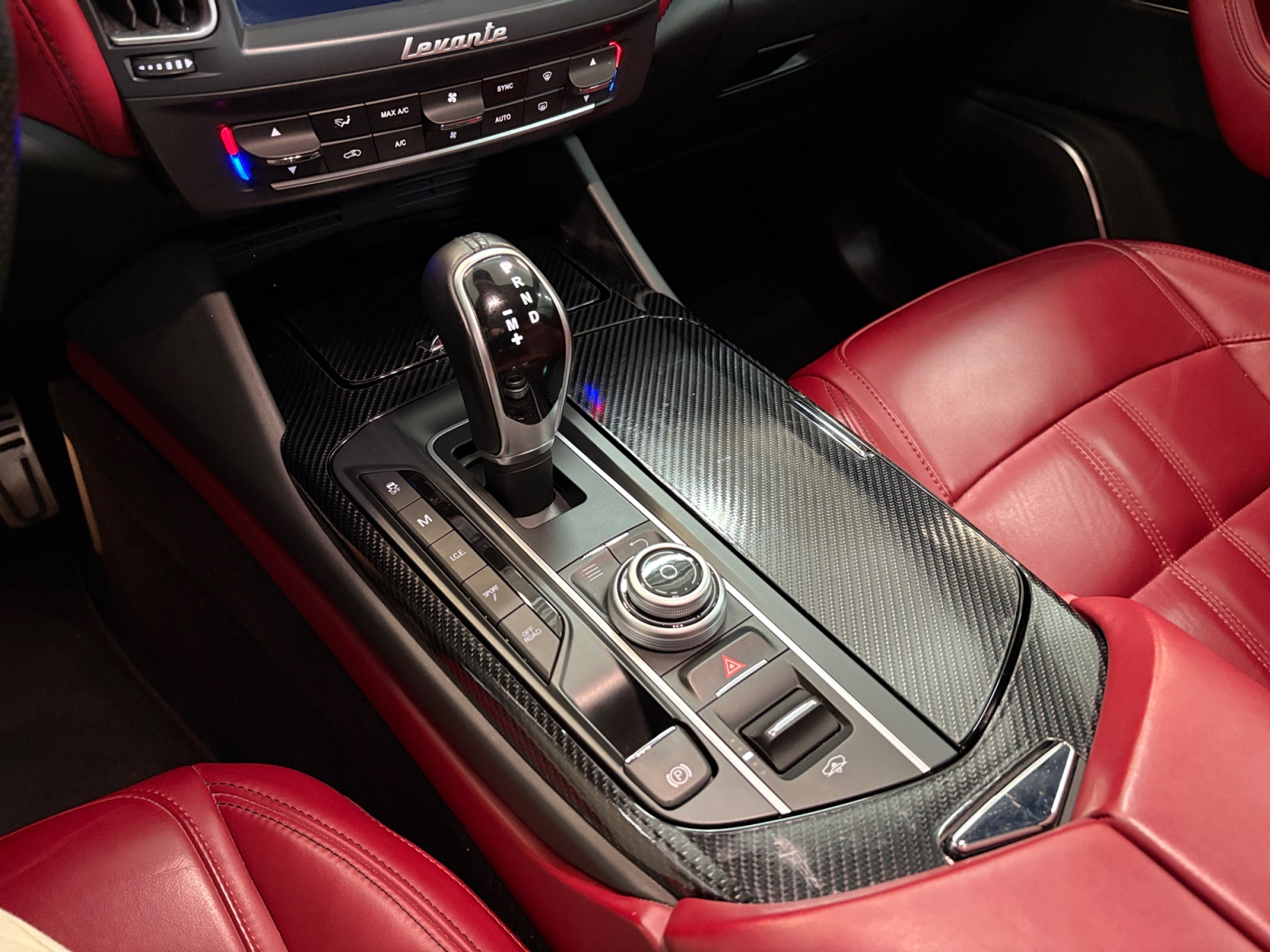 Levante 3.0 V6 250cv auto - immagine 9
