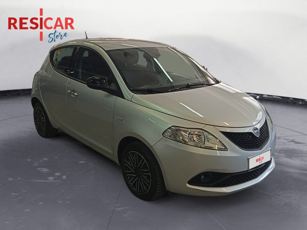 Ypsilon 1.2 Gold ecochic Gpl 69cv